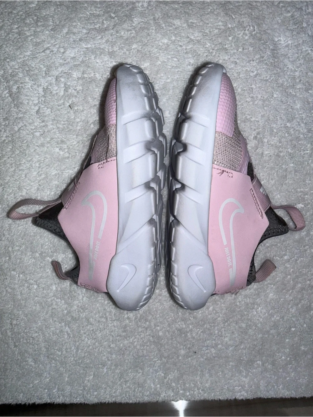 Nike‎ Kids Pink & Gray Slip-On Flex Runner 2 Size 9C Athletic Sneakers